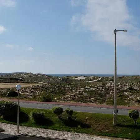 Apartamento Na Praia De Baleal פניש